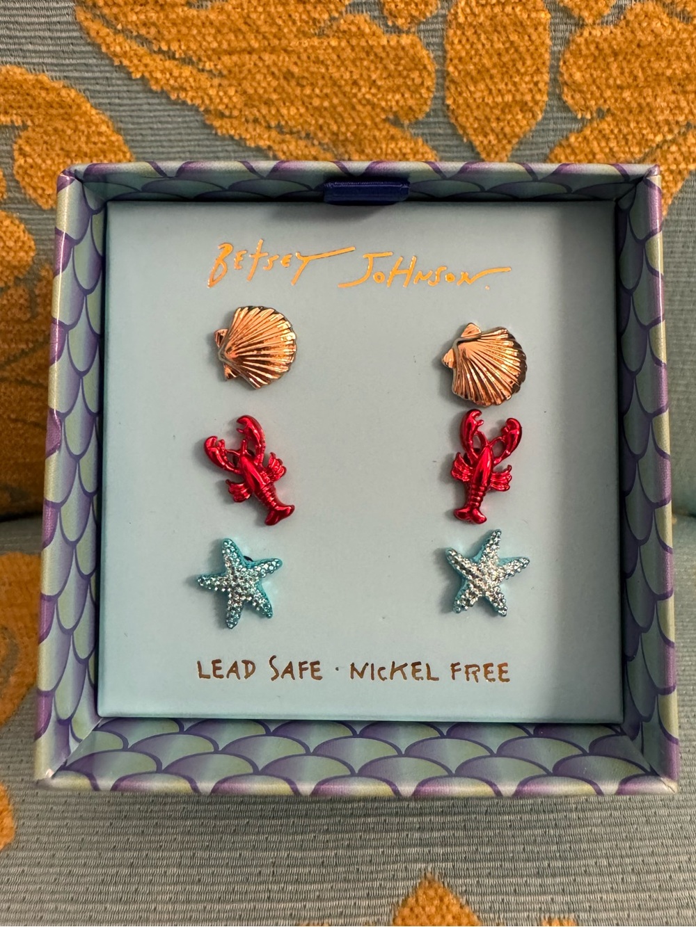 NWT Betsey Johnson 3 Pack Gold Shell, Red Lobster & Blue Starfish Earring Set
